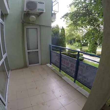 Апартаменты Three Bedroom Apaartment 