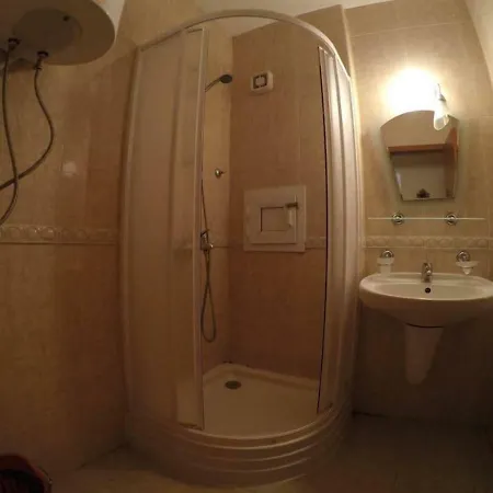 Three Bedroom Apaartment 