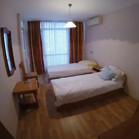 Three Bedroom Apaartment 